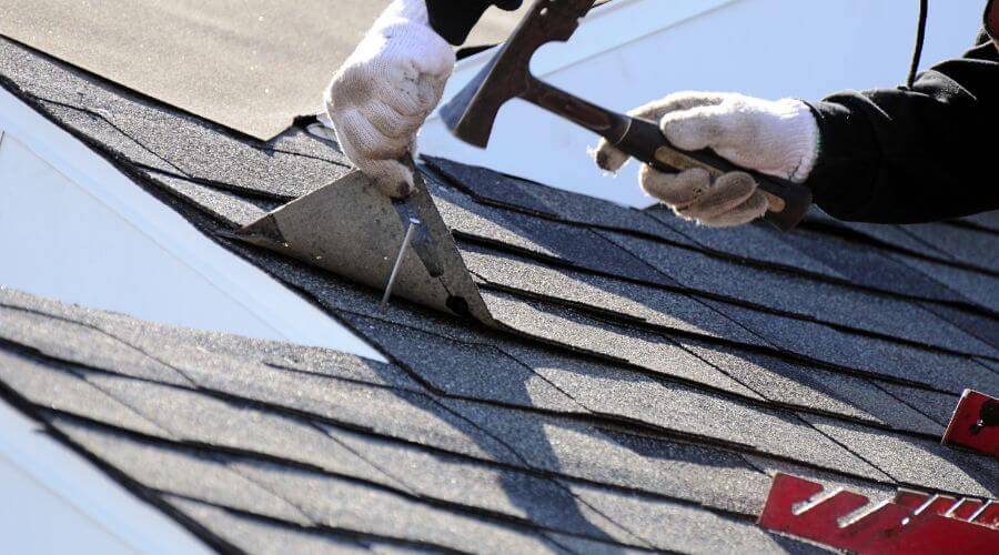 Professional gutter cleaning in Latta, SC